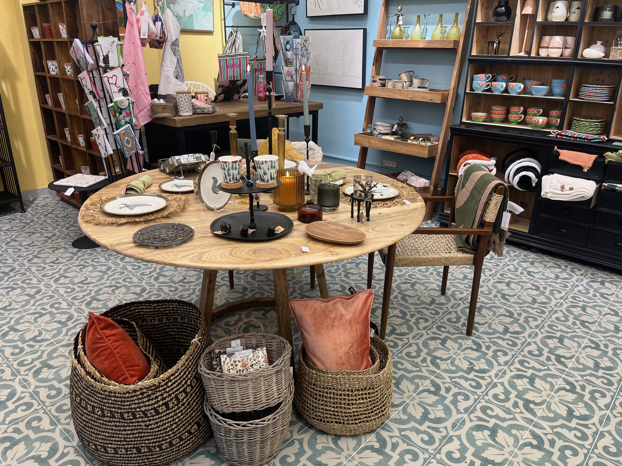 Duftkerze Keramiktopf, 10cm, Sonne – Bild 2